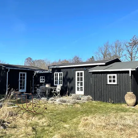 Holiday home Bohemian Summer Idyll Close To Heatherhill And The Vejby