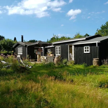 Bohemian Summer Idyll Close To Heatherhill And The Vejby