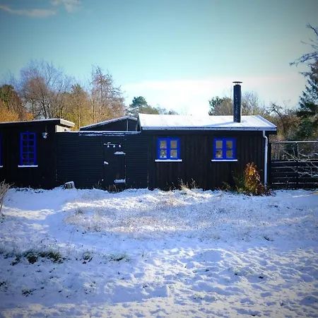 Bohemian Summer Idyll Close To Heatherhill And The